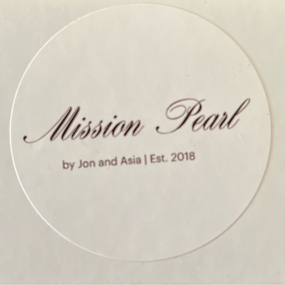 𝅺🎁💝 Real pearl bracelet with fish charm - will also wrap for extra $5 - Picture 2 of 4